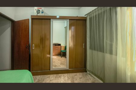 Casa à venda com 260m², 3 quartos e 2 vagasSuíte 2
