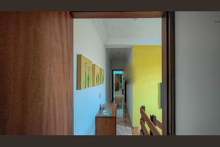 Casa à venda com 260m², 3 quartos e 2 vagasCorredor