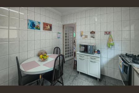 Casa à venda com 260m², 3 quartos e 2 vagasCozinha