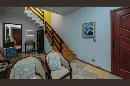 Casa à venda com 260m², 3 quartos e 2 vagasSala