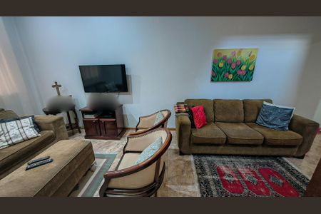 Casa à venda com 260m², 3 quartos e 2 vagasSala