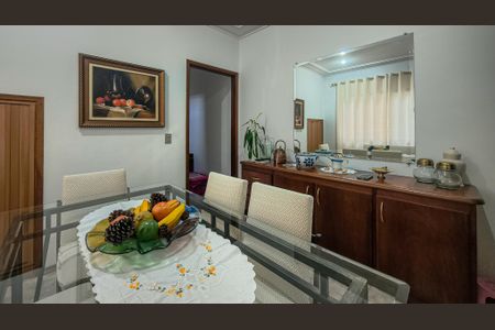 Sala de casa à venda com 3 quartos, 260m² em Cupecê, São Paulo