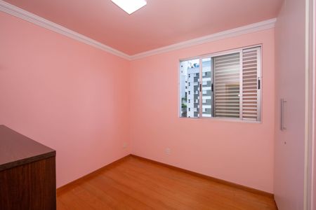 Apartamento à venda com 128m², 4 quartos e 2 vagasQUARTO3