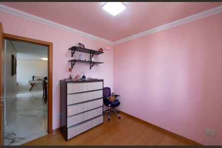 Apartamento à venda com 128m², 4 quartos e 2 vagasQUARTO3