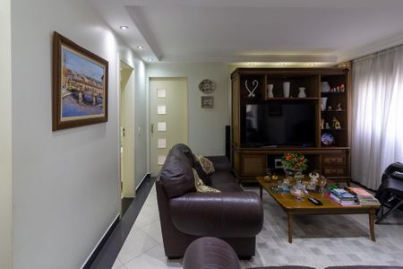 Apartamento à venda com 120m², 3 quartos e 2 vagas Apartamento à venda com 120m², 3 quartos e 2 vagasSala de tv