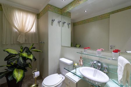 Apartamento à venda com 120m², 3 quartos e 2 vagas Apartamento à venda com 120m², 3 quartos e 2 vagasLavabo