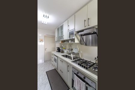 Apartamento à venda com 120m², 3 quartos e 2 vagas Apartamento à venda com 120m², 3 quartos e 2 vagasCozinha