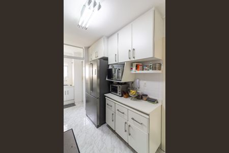 Apartamento à venda com 120m², 3 quartos e 2 vagas Apartamento à venda com 120m², 3 quartos e 2 vagasCozinha