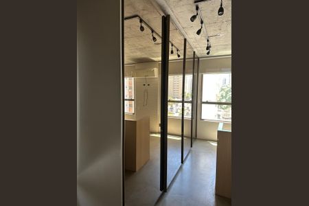 Apartamento à venda com 70m², 1 quarto e 1 vagaQuarto