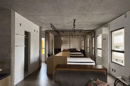 Sala de apartamento para alugar com 1 quarto, 70m² em Centro, Campinas