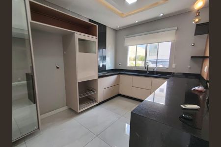 Casa de condomínio à venda com 75m², 2 quartos e 2 vagasCozinha