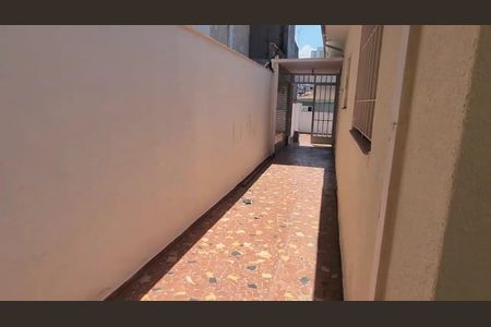 Casa à venda com 240m², 2 quartos e 2 vagas Casa à venda com 240m², 2 quartos e 2 vagasÁrea Comum