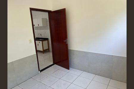 Quarto de casa para alugar com 1 quarto, 33m² em Areias, São José
