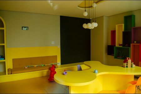 Apartamento para alugar com 70m², 2 quartos e 1 vaga