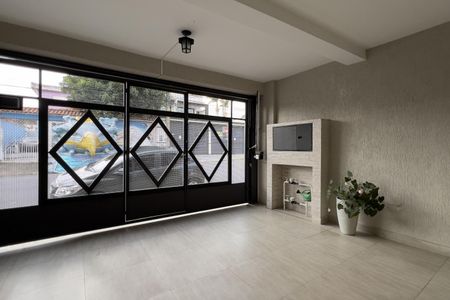 Casa à venda com 229m², 3 quartos e 2 vagasGaragem