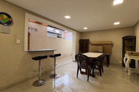 Casa à venda com 229m², 3 quartos e 2 vagasÁrea gourmet
