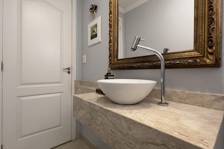 Casa à venda com 229m², 3 quartos e 2 vagasLavabo 1