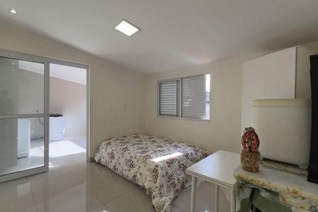 Casa à venda com 229m², 3 quartos e 2 vagasQuarto 3
