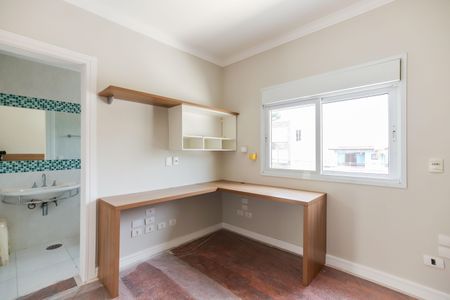 Casa à venda com 400m², 4 quartos e 6 vagasSuíte 2