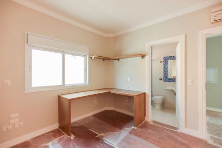 Casa à venda com 400m², 4 quartos e 6 vagasSuíte 3