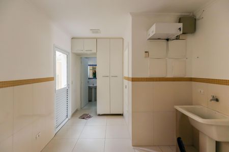 Casa à venda com 400m², 4 quartos e 6 vagasLavanderia