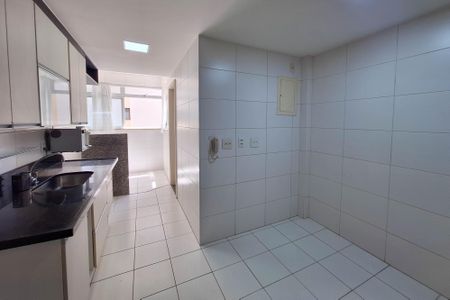 Apartamento à venda com 85m², 2 quartos e 1 vaga Apartamento à venda com 85m², 2 quartos e 1 vagaCozinha