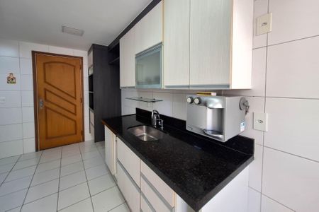 Apartamento à venda com 85m², 2 quartos e 1 vaga Apartamento à venda com 85m², 2 quartos e 1 vagaCozinha