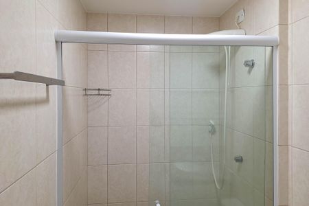Apartamento à venda com 85m², 2 quartos e 1 vaga Apartamento à venda com 85m², 2 quartos e 1 vagaBanheiro da Suíte 1