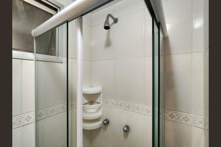 Apartamento para alugar com 65m², 2 quartos e 1 vagaBanheiro Corredor