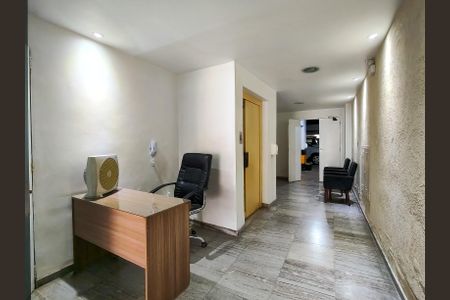 Apartamento para alugar com 65m², 2 quartos e 1 vagaFachada e portaria