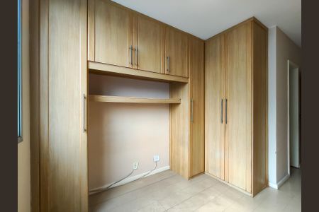 Apartamento para alugar com 65m², 2 quartos e 1 vagaSuíte