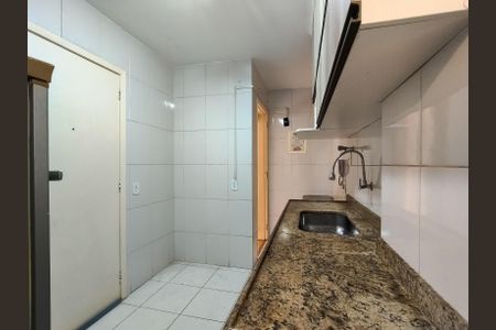 Apartamento para alugar com 65m², 2 quartos e 1 vagaCozinha