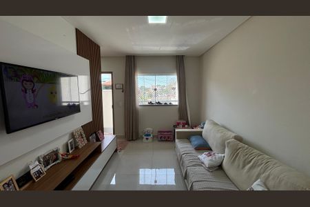 Sala - Cozinha de casa para alugar com 3 quartos, 130m² em Vila Camilópolis, Santo André