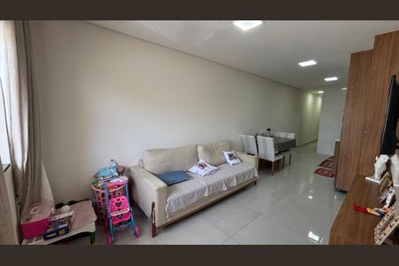 Sala - Cozinha de casa para alugar com 3 quartos, 130m² em Vila Camilópolis, Santo André