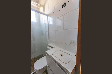 Casa à venda com 384m², 4 quartos e 2 vagas Casa à venda com 384m², 4 quartos e 2 vagasCasa 2 - banheiro