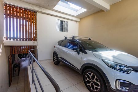 Casa à venda com 384m², 4 quartos e 2 vagas Casa à venda com 384m², 4 quartos e 2 vagasGaragem