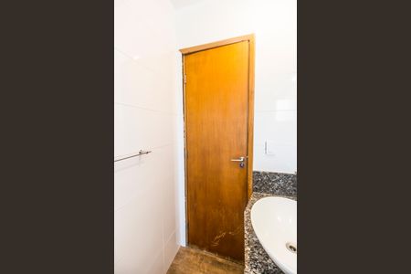 Casa de condomínio para alugar com 250m², 3 quartos e 3 vagasBanheiro 2