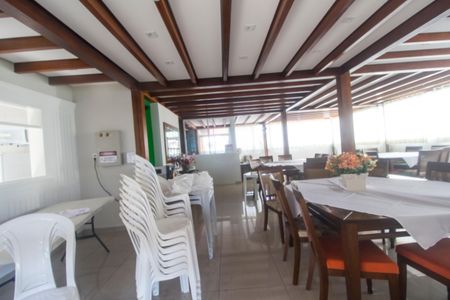 Casa de condomínio para alugar com 250m², 3 quartos e 3 vagasÁrea comum - Salão de festas