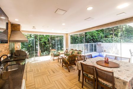 Casa de condomínio para alugar com 250m², 3 quartos e 3 vagasSala 