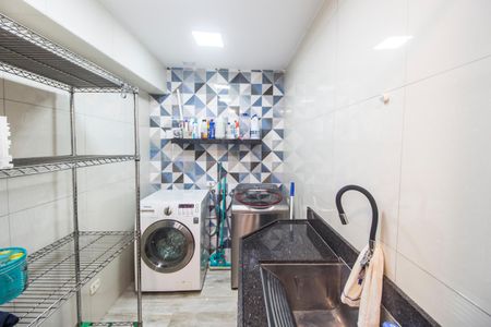 Casa de condomínio para alugar com 250m², 3 quartos e 3 vagasÁrea de Serviço