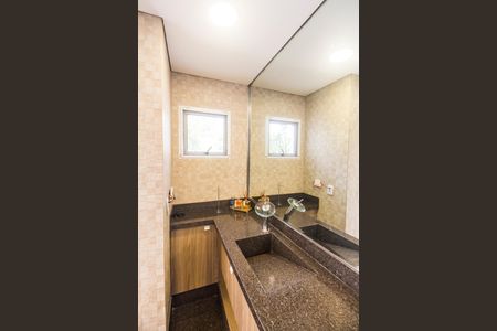 Casa de condomínio para alugar com 250m², 3 quartos e 3 vagasDetalhe Sala