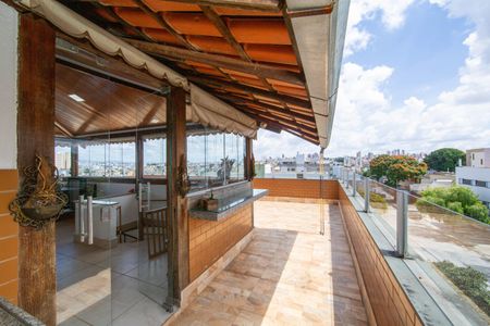 Apartamento para alugar com 200m², 3 quartos e 2 vagasCOBERTURA