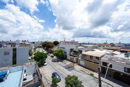 Apartamento para alugar com 200m², 3 quartos e 2 vagasVISTA