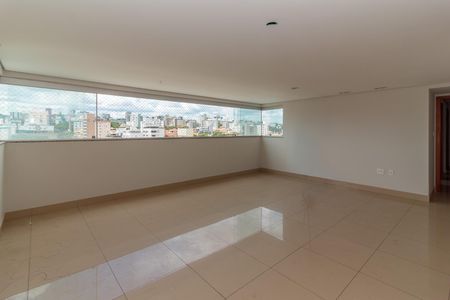 Apartamento à venda com 110m², 4 quartos e 3 vagasFoto 02
