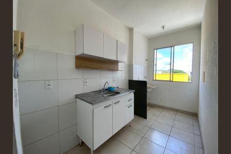Cozinha de apartamento para alugar com 2 quartos, 60m² em Angola, Betim