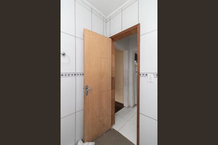 Casa à venda com 56m², 1 quarto e sem vaga Casa à venda com 56m², 1 quarto e sem vagaBanheiro