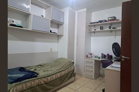 DORMITÓRIO de casa à venda com 3 quartos, 160m² em Novo Osasco, Osasco
