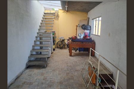 Casa à venda com 160m², 3 quartos e 2 vagas Casa à venda com 160m², 3 quartos e 2 vagasAREA INTERNA