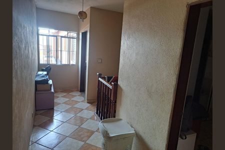 Casa à venda com 160m², 3 quartos e 2 vagas Casa à venda com 160m², 3 quartos e 2 vagasAREA INTERNA