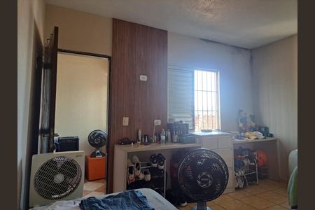 Casa à venda com 160m², 3 quartos e 2 vagas Casa à venda com 160m², 3 quartos e 2 vagasDORMITÓRIO